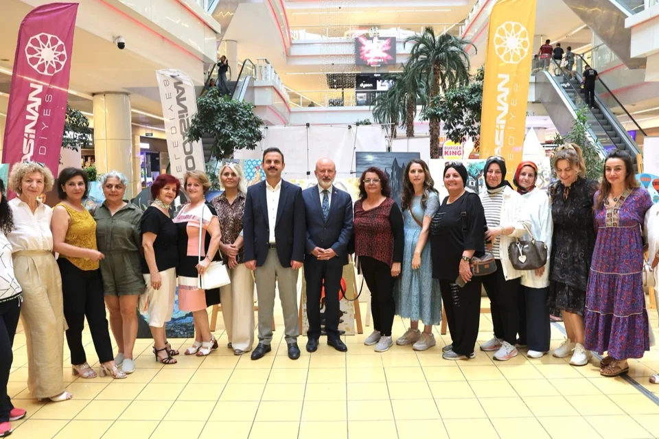 Kocasinan Akademi'den Bir Yılın Ardından Göz Kamaştıran Sergi