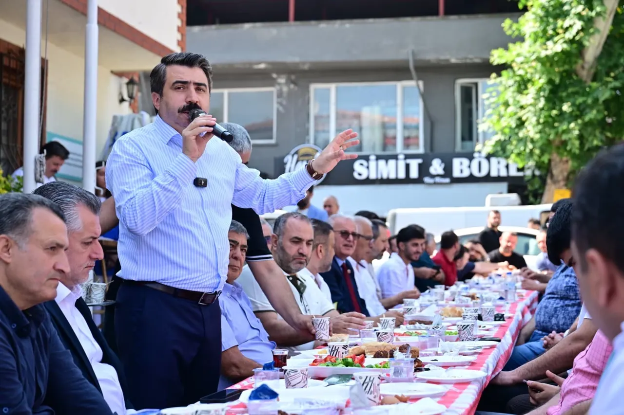 Yıldırım Belediye Başkanı Yılmaz'dan Anadolu Mahallesi Esnafıyla Buluşma