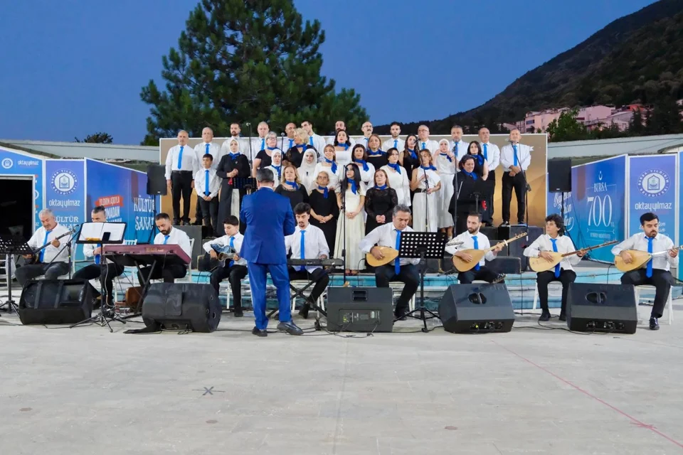 Yıldırım'da Türk Halk Müziği Konseri Büyük İlgi Gördü