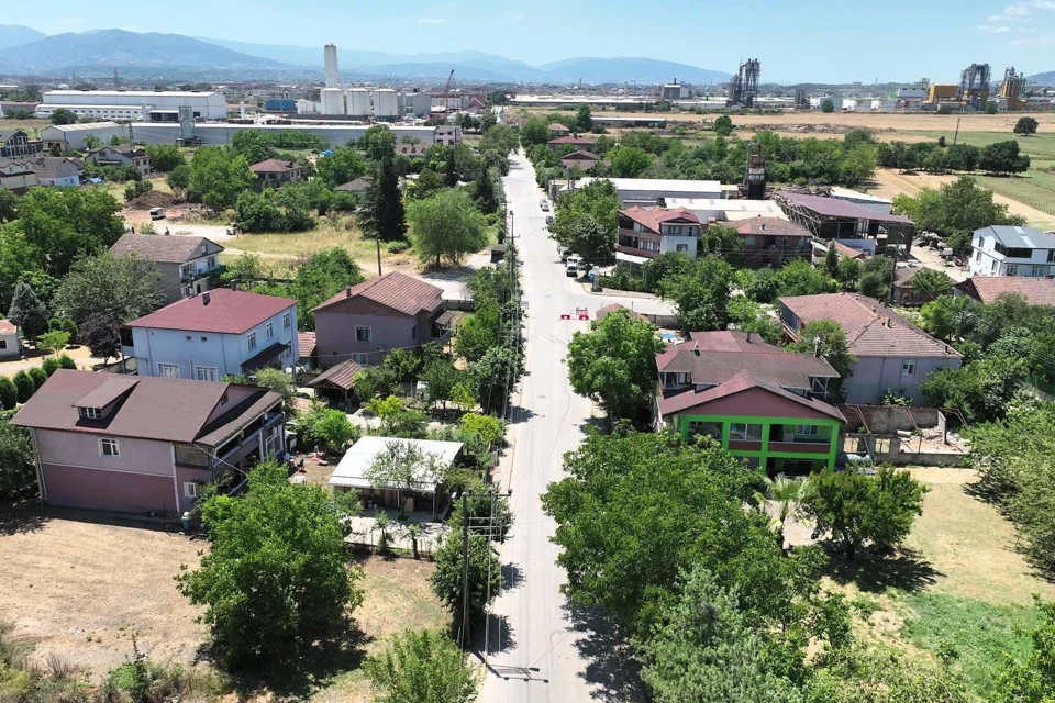Kartepe'de Uzunbey Mahallesi'nin Ana Güzergahı Yenileniyor: Reform Caddesi Temmuz Sonunda Tamamlanacak
