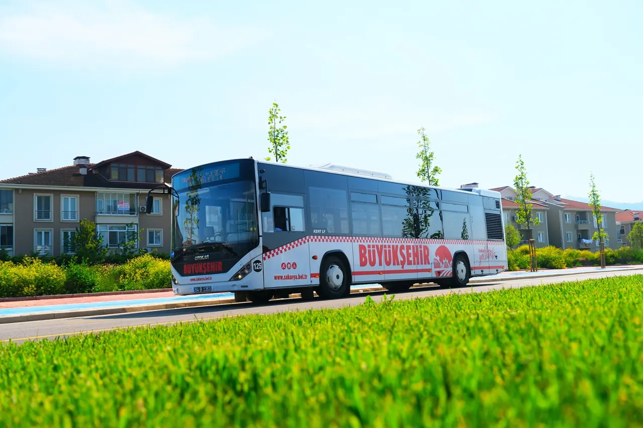 Sakarya'da YKS'ye Girecek Öğrencilere Ücretsiz Ulaşım