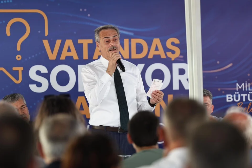 Sakarya Büyükşehir Belediye Başkanı Alemdar, Karasu'da Vatandaşlarla Buluştu: Yatırımlar ve Talepler Masada
