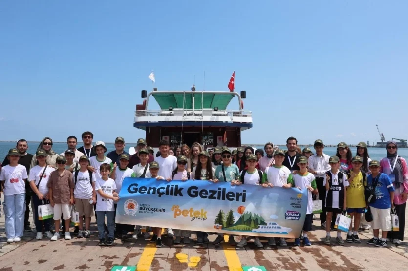 Samsun'da Gençlere Yönelik "Petek Genç" Yaz Programları Başladı: Tarih ve Doğayla Buluşma Fırsatı