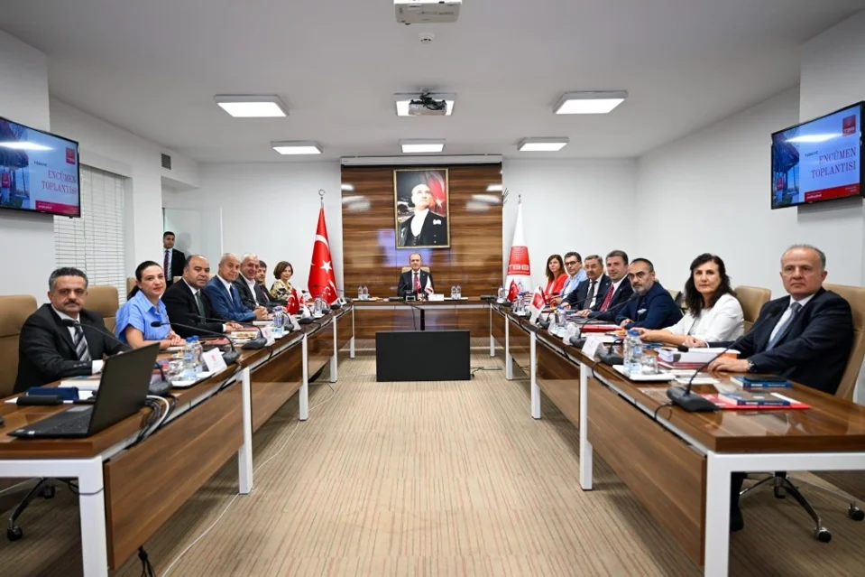 Türkiye Belediyeler Birliği 121 Belediye'ye 122 Yeni Hizmet Aracı Dağıttı