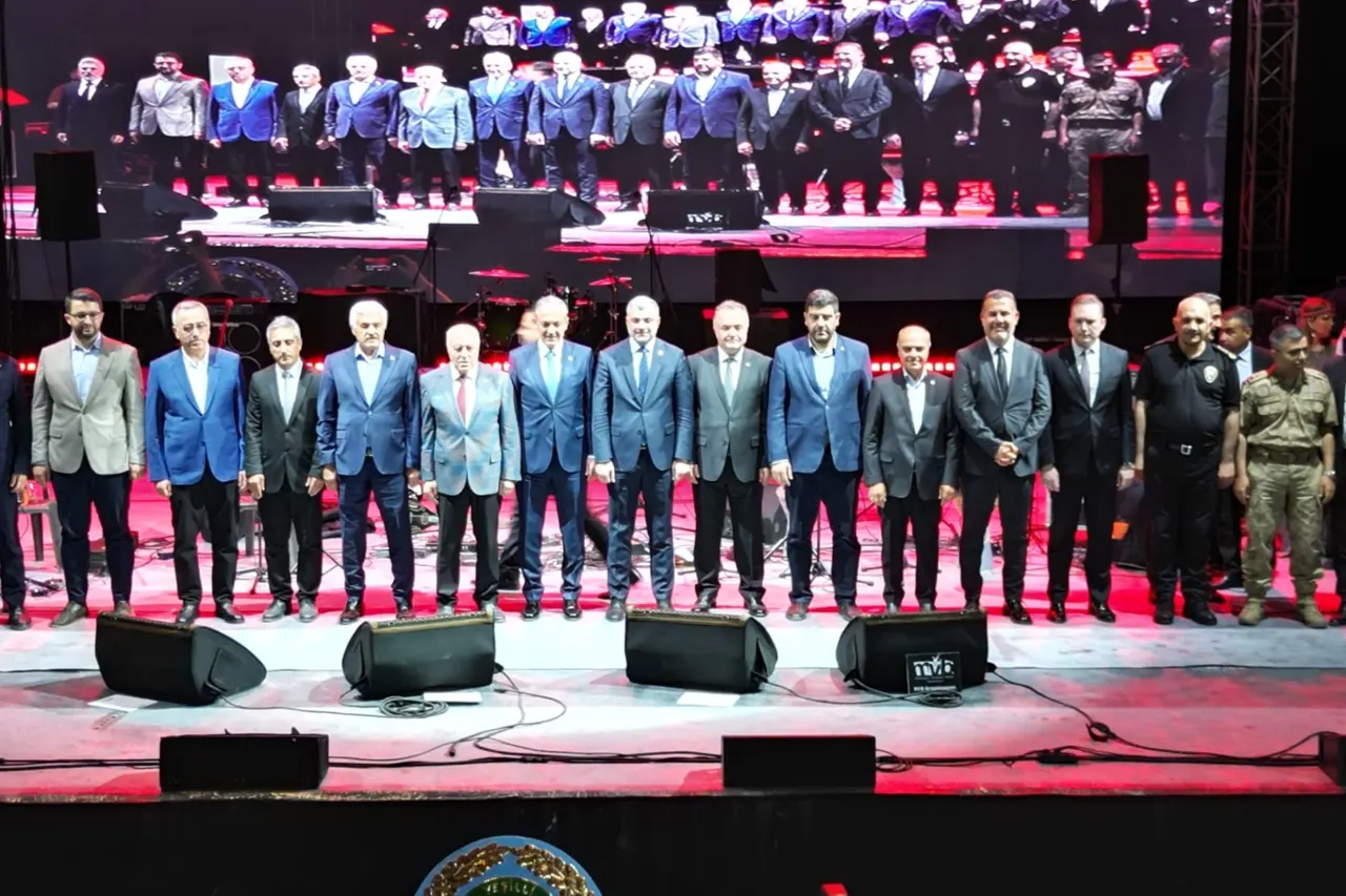 Mardin Yeşilli'de 18. Kültür Sanat ve Kiraz Festivali Başladı