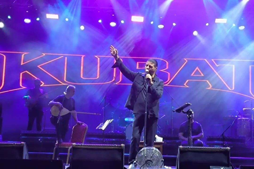 18. Yeşilli Uluslararası Kültür, Sanat ve Kiraz Festivali'nde Kubat Sahnesi On Binleri Buluşturdu
