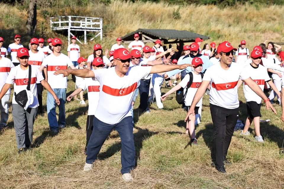 Sakarya'da Altın Çark Gençlik Şöleni: Bütüncül Eğitim Vurgusu