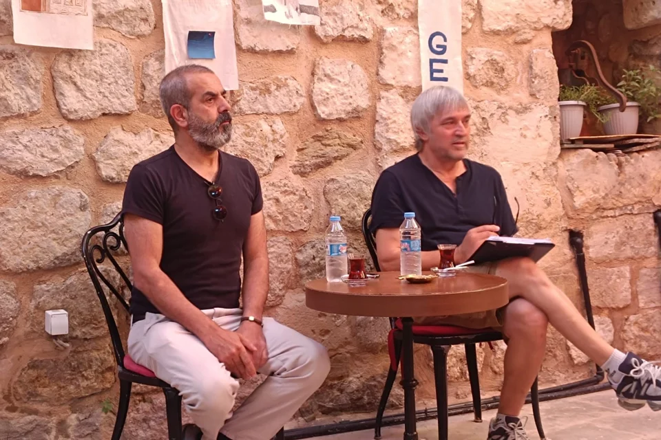 Mardin'de Kültür ve Sanatın Geleceği Tartışıldı: Dil, Bienal ve Sürdürülebilirlik Masaya Yatırıldı