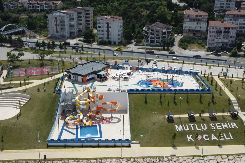 Değirmendere Aquapark Yeni Sezona Kapılarını Açtı: Çocuklar İçin Güvenli Eğlence Vadediyor