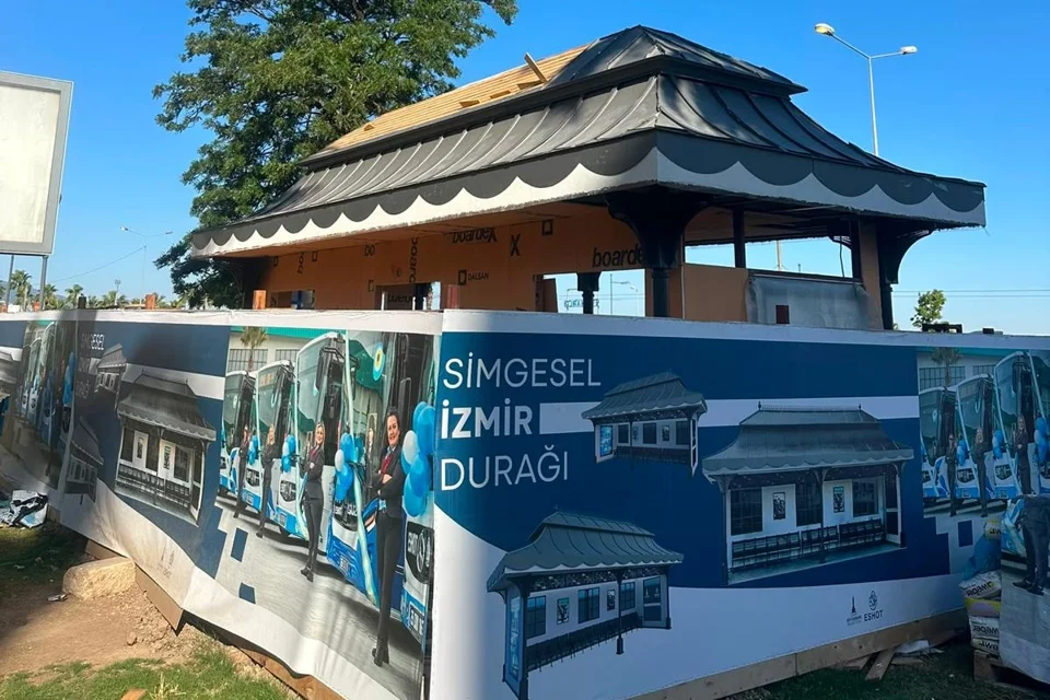 İzmir'in Sembolik Durağı İnşaatta Son Aşamalara Geldi: Konak'a Yeni Bir Estetik Dokunuş