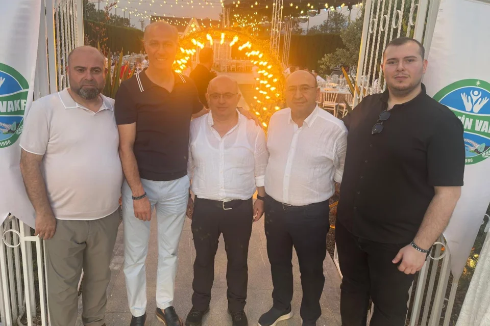 Bursa Artvin Vakfı'ndan Babalar Günü'ne Özel Burs Etkinliği