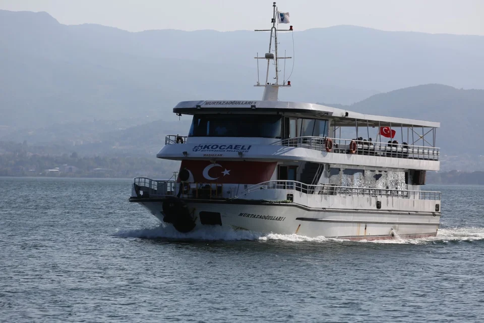 Kocaeli'de Deniz Ulaşımında Yaz Seferleri Başlıyor: Körfez Hatlarında 115 Sefer