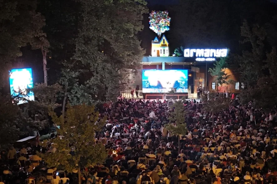 Ormanya'da "Gece Sineması" Buz Devri ile Başlıyor