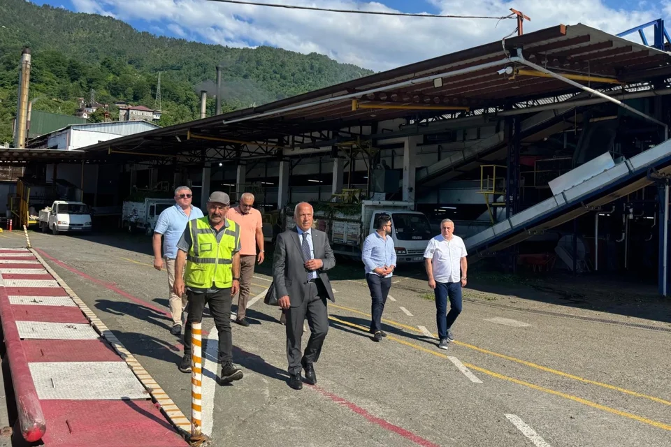 Artvin Ticaret Borsası'ndan Çay Fabrikasına Ziyaret