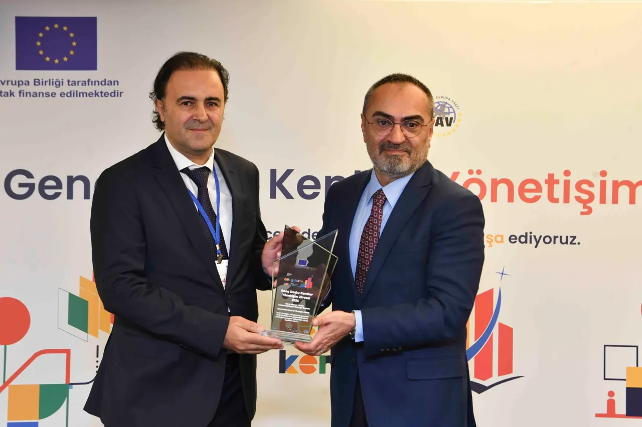 Ankara Büyükşehir Belediyesi'ne Genç Dostu Kent Ödülü