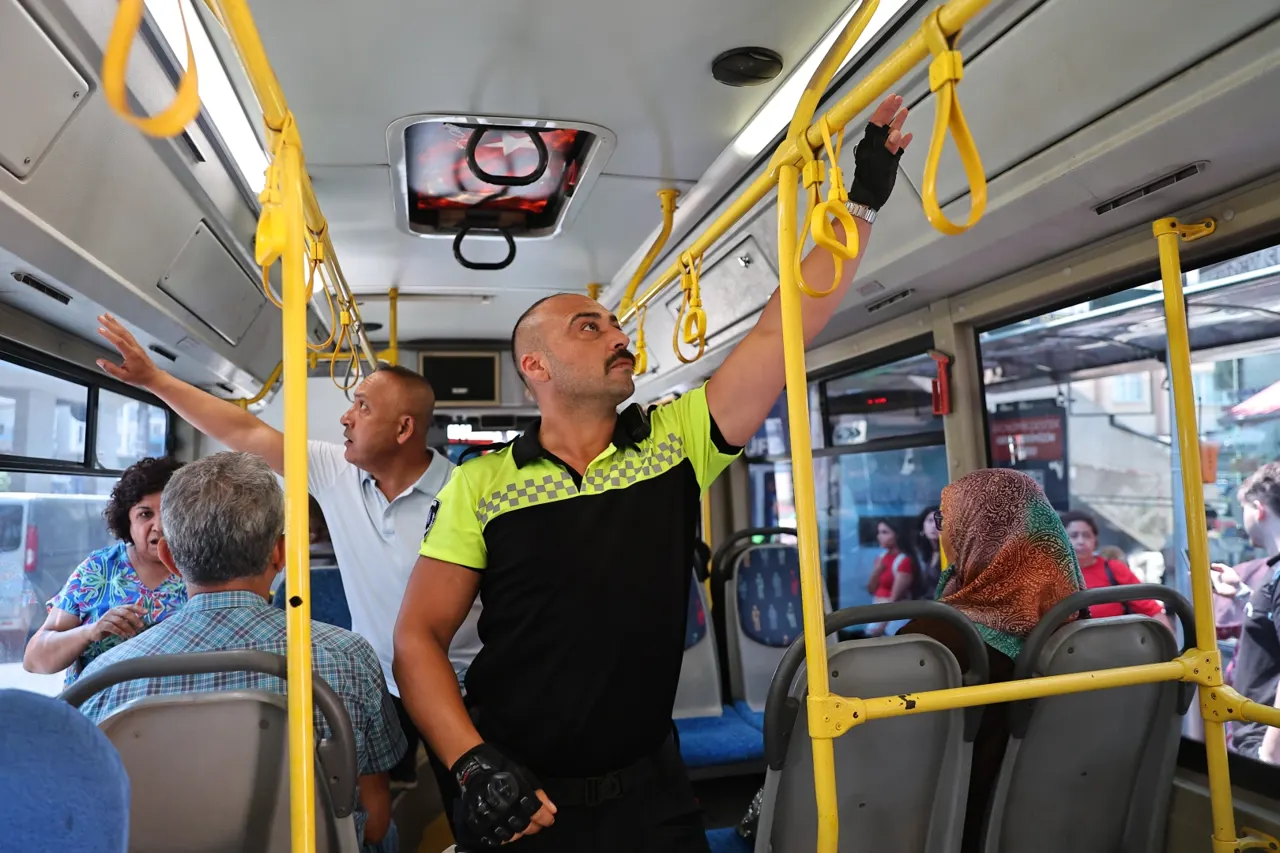 Antalya'da Halk Otobüslerinde Klima Denetimleri Yoğunlaştı