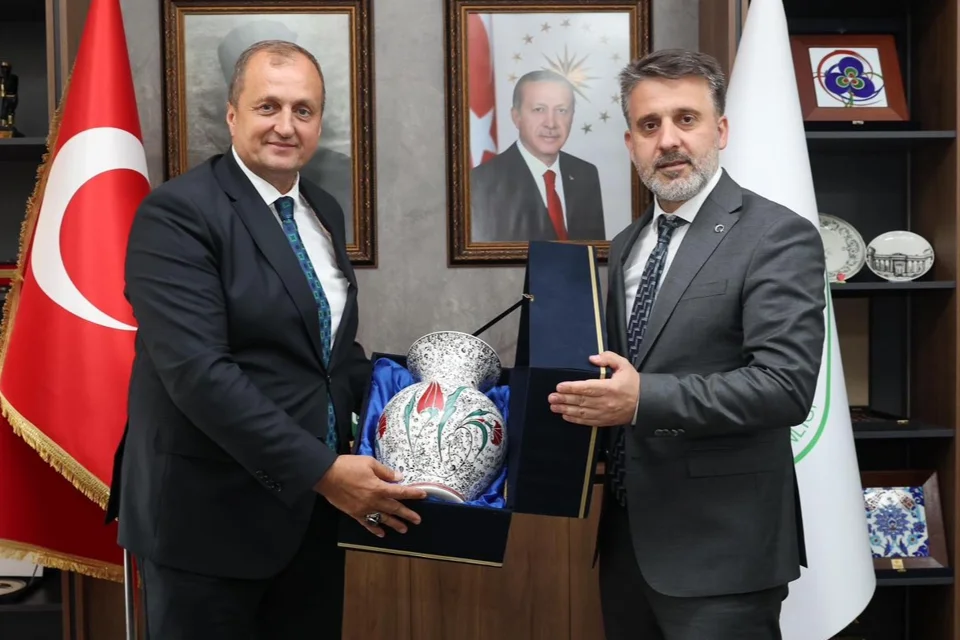 İznik'e Büyükşehir'den Kültür Merkezi ve Modern Hal Projesi Müjdesi