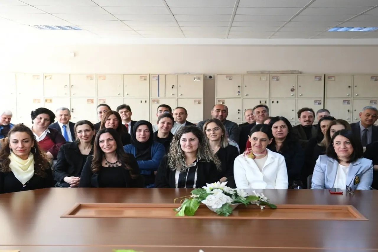 Öğretmenlerin Haziran Mesleki Çalışmaları Çevrim İçi Yapılacak