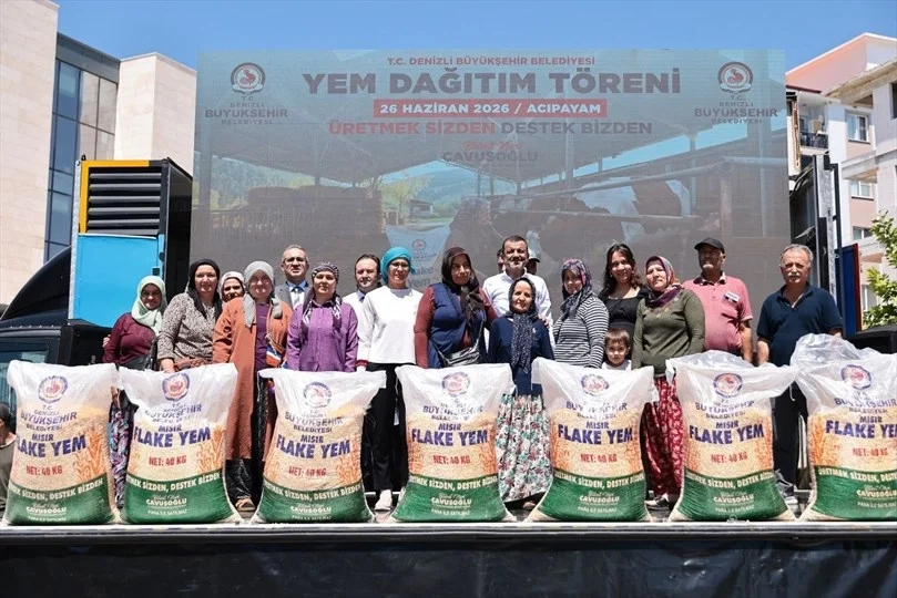 Denizli'de Hayvancılıkla Uğraşanlara Yem Desteği Sürüyor: Binlerce Çuval Yem Çiftçilerle Buluştu