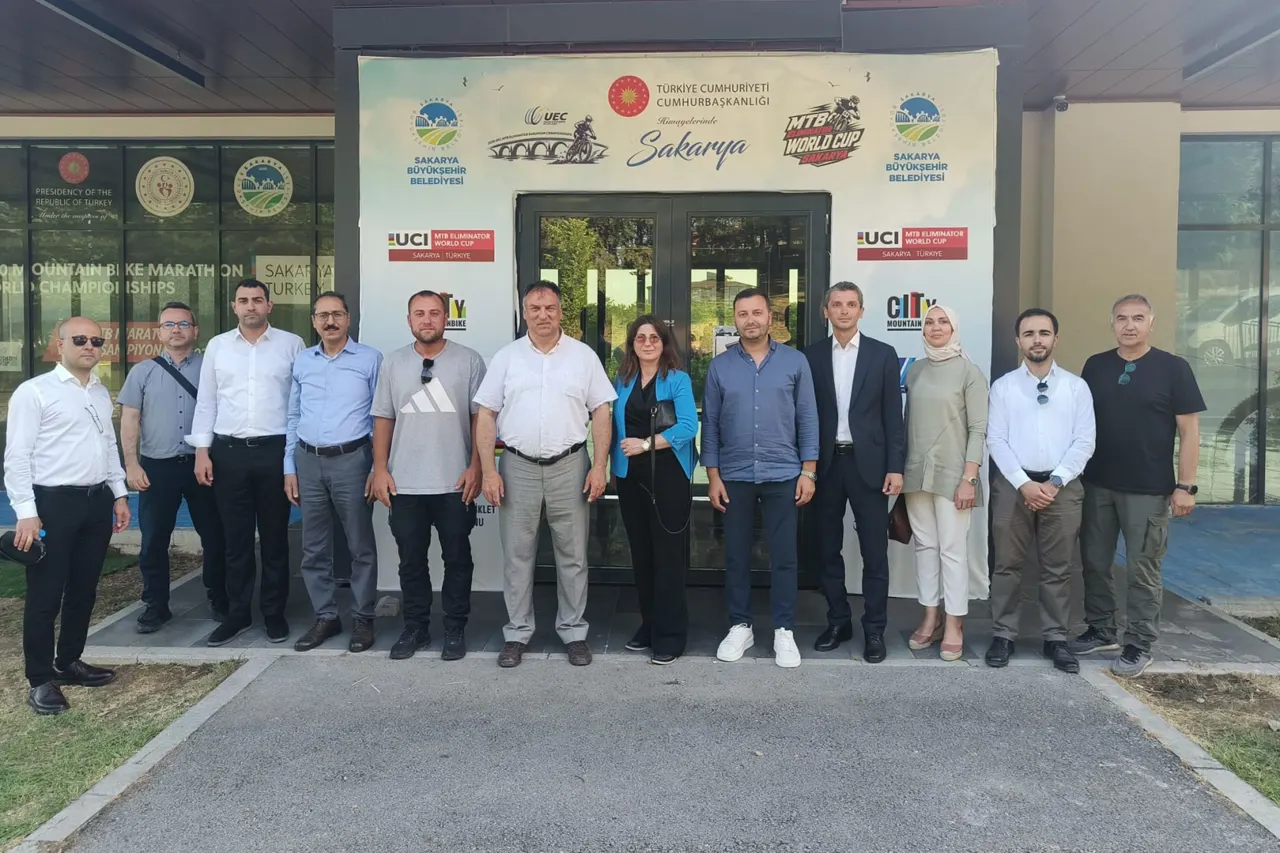 Sakarya'nın Akıllı Şehir Teknolojileri Bakanlık Heyetinden Tam Not Aldı