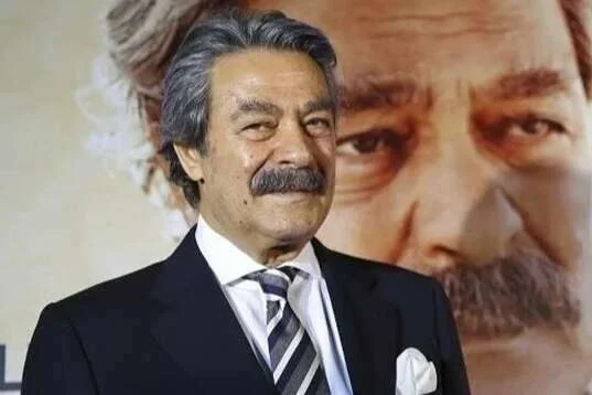 Türk Sinemasının Efsane İsmi Kadir İnanır Hayatını Kaybetti