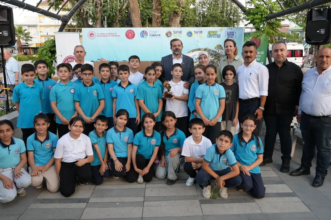 Gürsu'da Bitkisel Atık Yağ Kampanyası'nda Dereceye Giren Öğrenciler Ödüllendirildi