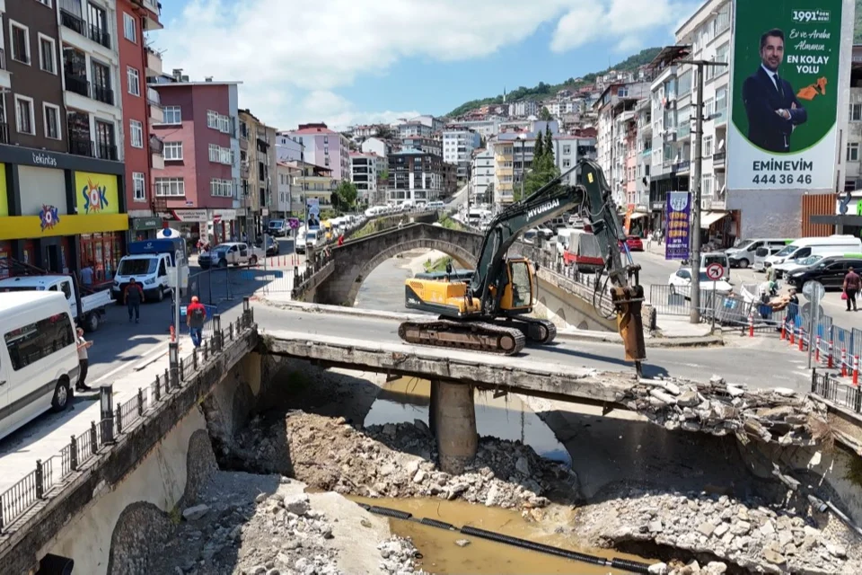 Ordu'da Taşkın Riski Azaltılıyor: Bülbül Deresi Köprüsü Yenileniyor