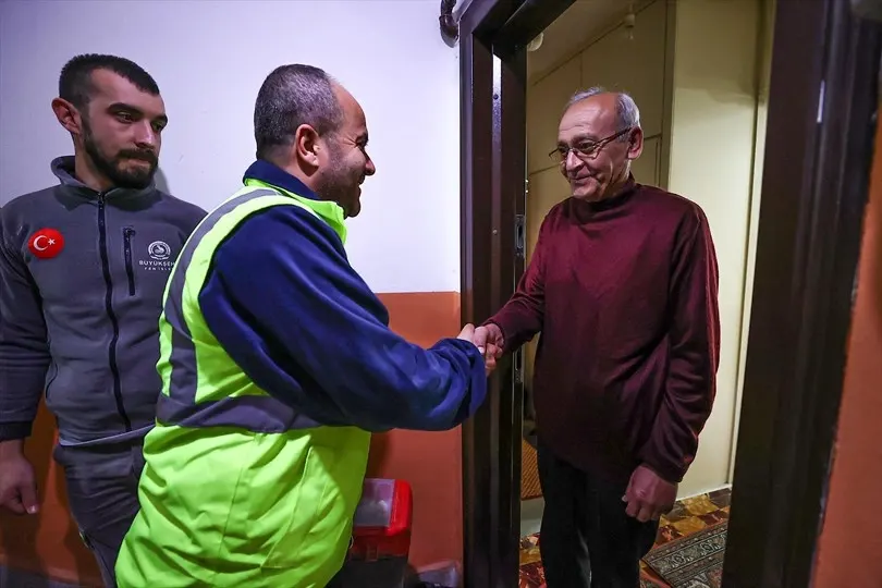 Denizli'de 65 Yaş Üstü Vatandaşlara Ücretsiz Tamirat Desteği