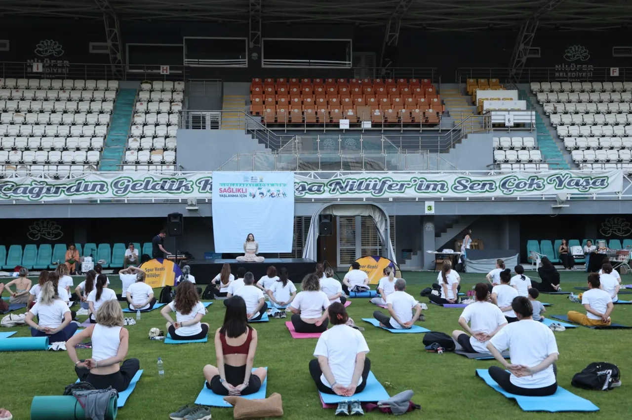 Nilüfer'de Uluslararası Yoga Günü Kutlandı