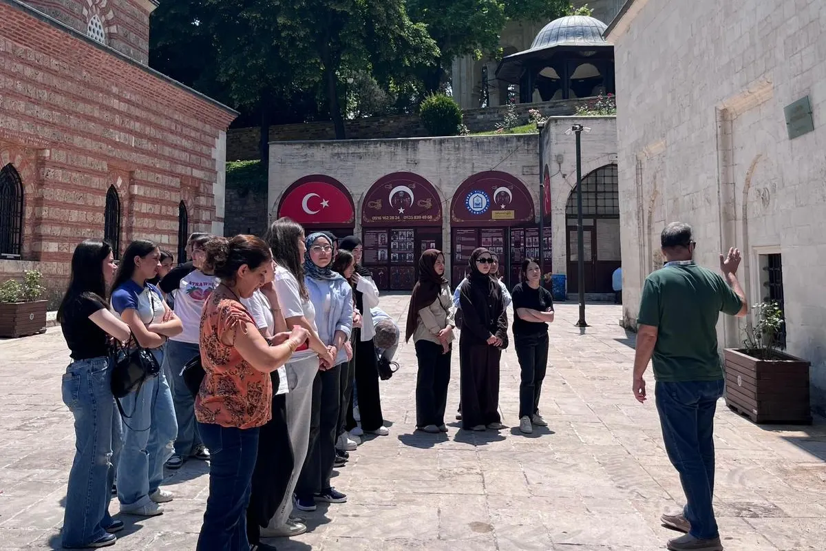 Yıldırım Belediyesi Gençleri Tarihi Bursa'yla Buluşturuyor
