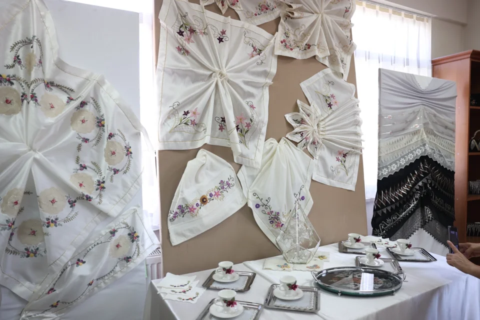 Osmangazi'de Kadın Üreticiler Göz Kamaştırdı: OSMEK Yıl Sonu Sergisi Büyük İlgi Gördü