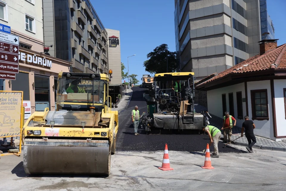 Bursa Çekirge'de Trafik Akışı İçin Önemli Cadde Yenilendi