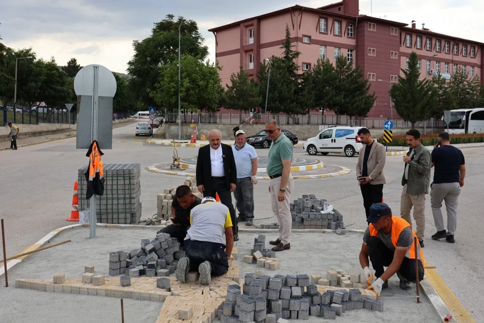 Çankırı'da Kışa Hazırlık Çalışmaları Hızlandı: Başkan Esen Sahada