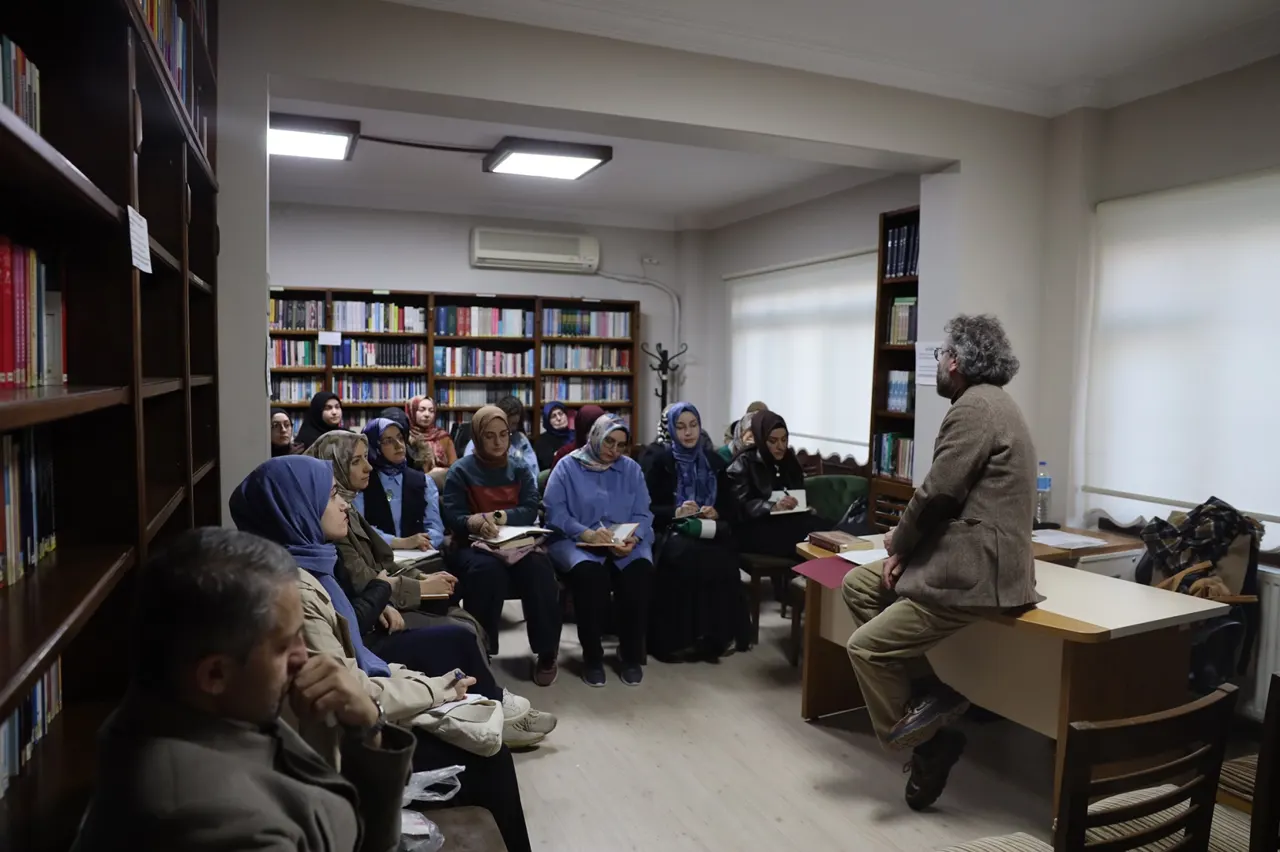 Sakarya Büyükşehir Akademi'de 8 Haftalık Eğitim Dönemi Tamamlandı