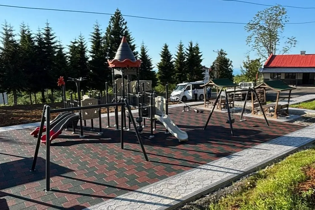 Beşikdüzü'ne Dört Yeni Park ve Spor Alanı Kazandırıldı