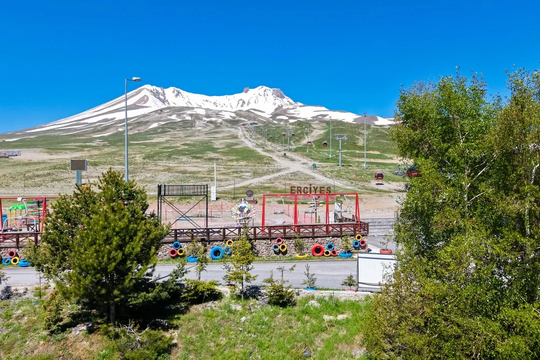 Erciyes'te Çocuk Bisiklet ve Aktivite Parkı Yaz Sezonuna Açıldı