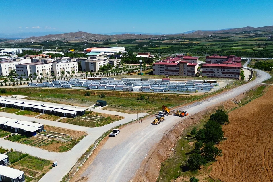 Malatya'da Kırsal Yollar Yenileniyor