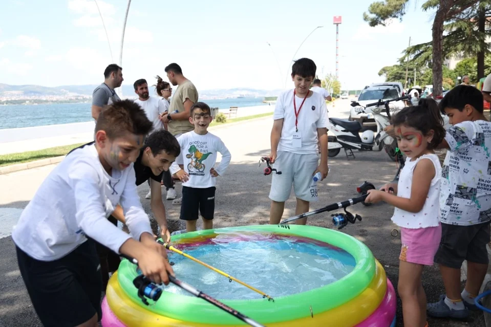 Kocaeli Değirmendere'de Deniz Festivali Rüzgarı: Çevre Duyarlılığı ve Eğlence Bir Arada