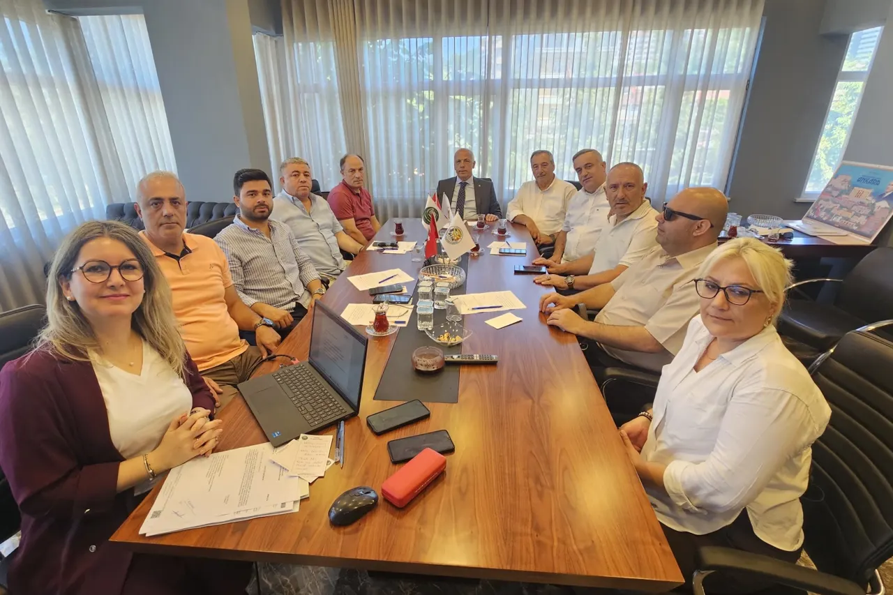 Artvin Ticaret Borsası, Arhavi'de Sektör Paydaşlarıyla Buluştu