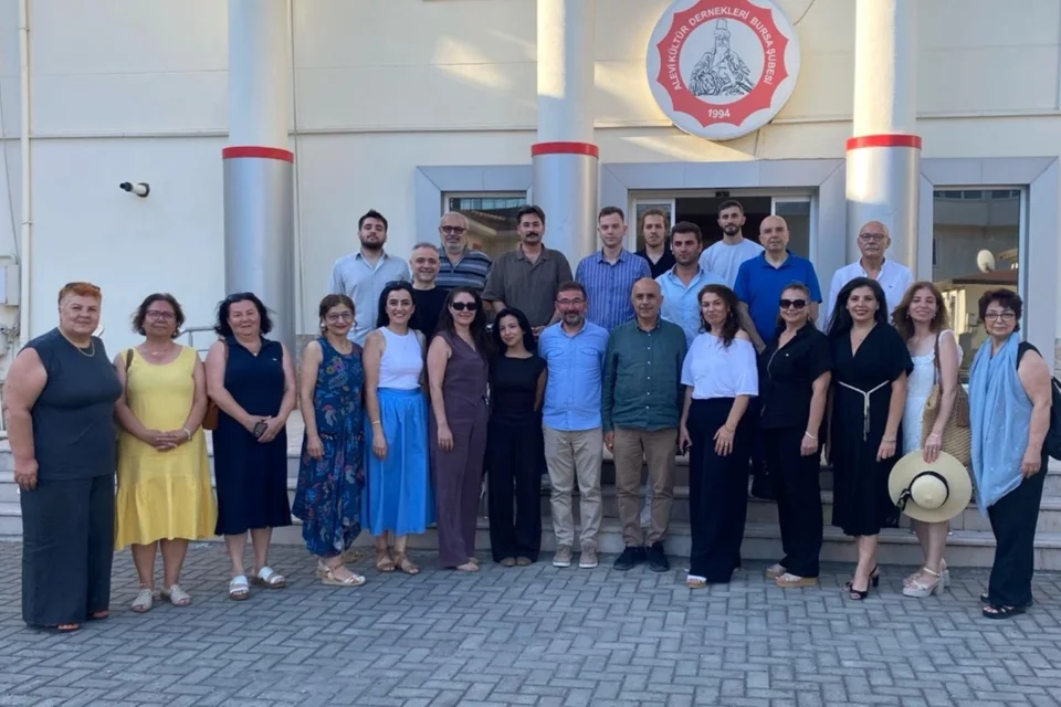Z Doğa Derneği, Bursa'da Köy Kütüphanesi Oluşturdu