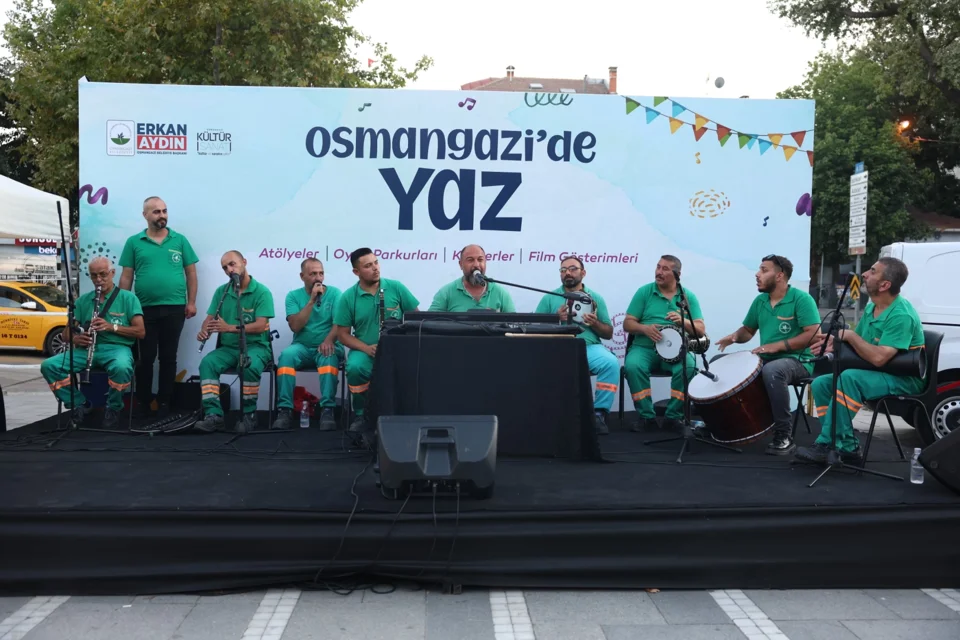 Osmangazi'de Yaz Şenlikleri İstiklal Mahallesi'nde Coşkuyla Sürdü