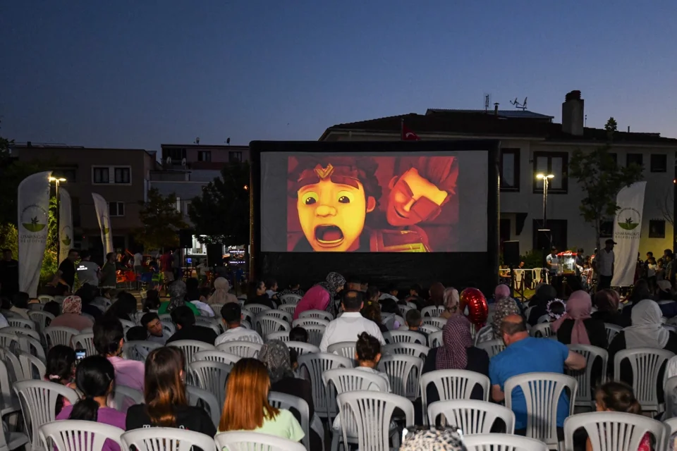 Osmangazi'de Çocuklara Yaz Akşamlarında Ücretsiz Sinema Keyfi