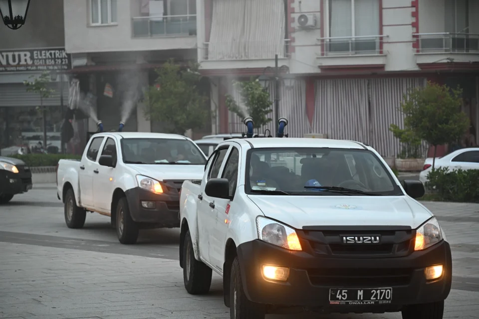 Sarıgöl'de Yaz Alarmı: Sivrisinek ve Haşerelerle Kapsamlı Mücadele Başladı