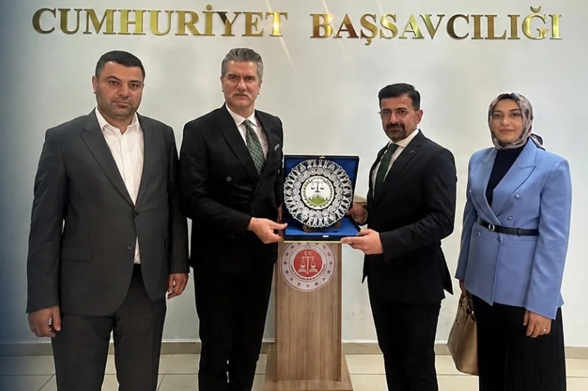 Ağrı Cumhuriyet Başsavcısı Adem Çalış'a Veda Ziyareti