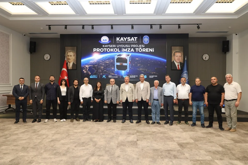 Melikgazi Belediyesi ve Erciyes Üniversitesi İş Birliğiyle Yerli Meteoroloji Uydusu Geliştiriliyor
