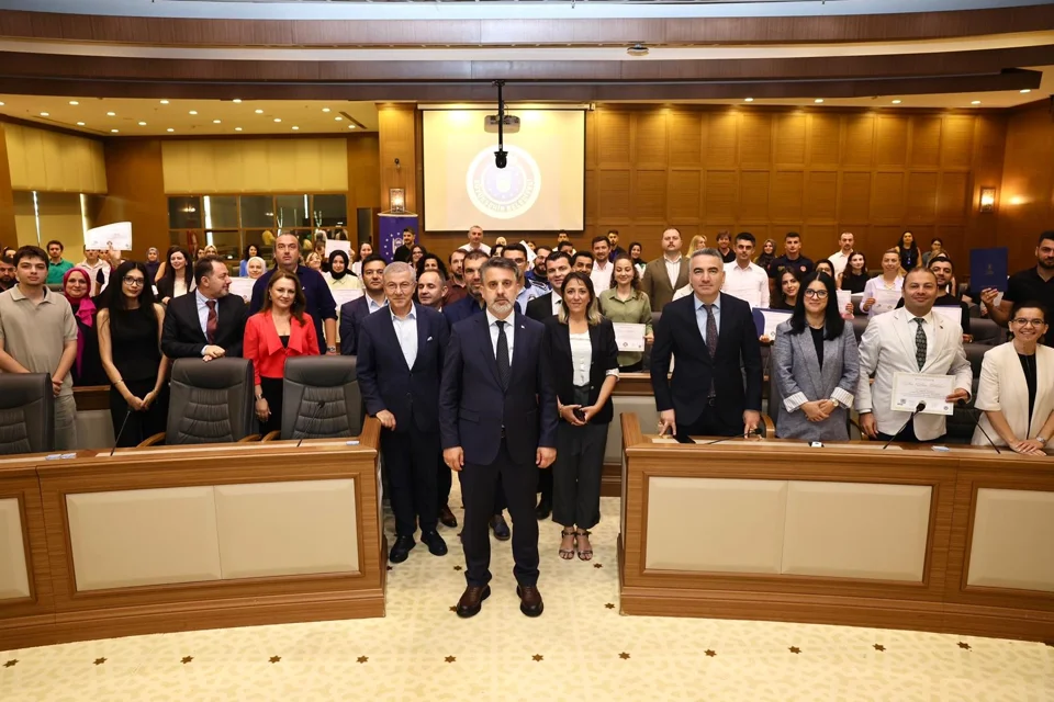 Büyükşehir'de 118 Personele İç Tetkikçi Sertifikası Verildi